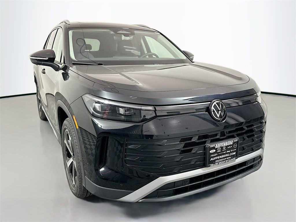 New 2026 Volkswagen Tiguan SE image 1