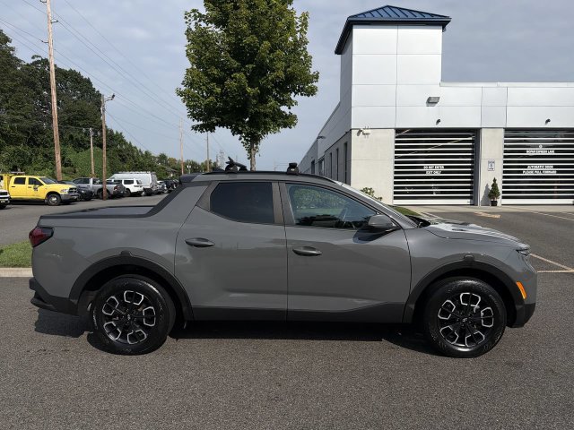 Used 2023 Hyundai Santa Cruz SEL Premium AWD/4WD image 9