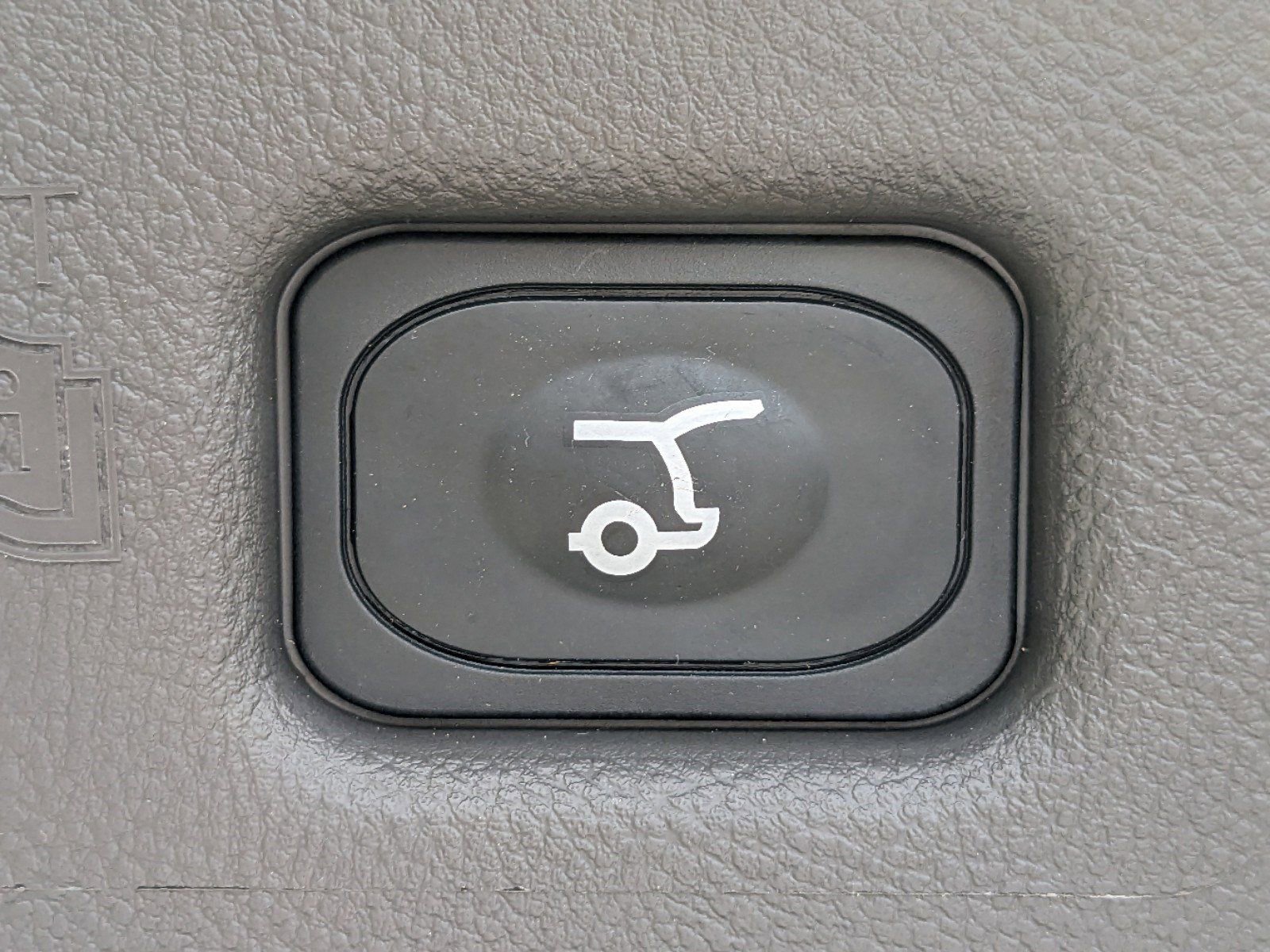 Certified 2023 Lincoln Nautilus Reserve w/ Equipment Group 202A image 14