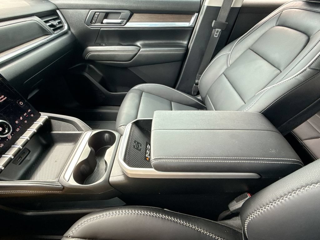 Used 2026 GMC Terrain Denali w/ LPO, Floor Liner Package AWD/4WD image 26