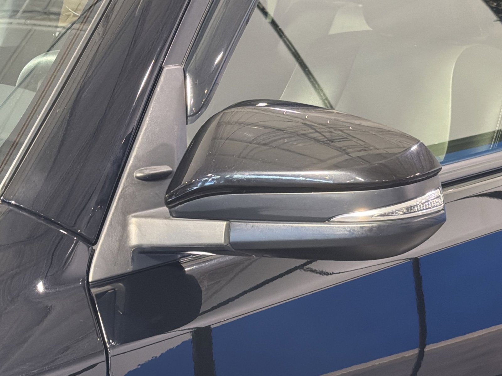 Used 2020 Toyota 4Runner SR5 Premium w/ Moonroof Package image 15