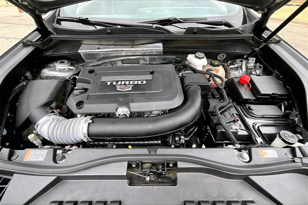 Certified 2024 Cadillac XT4 Premium Luxury image 9