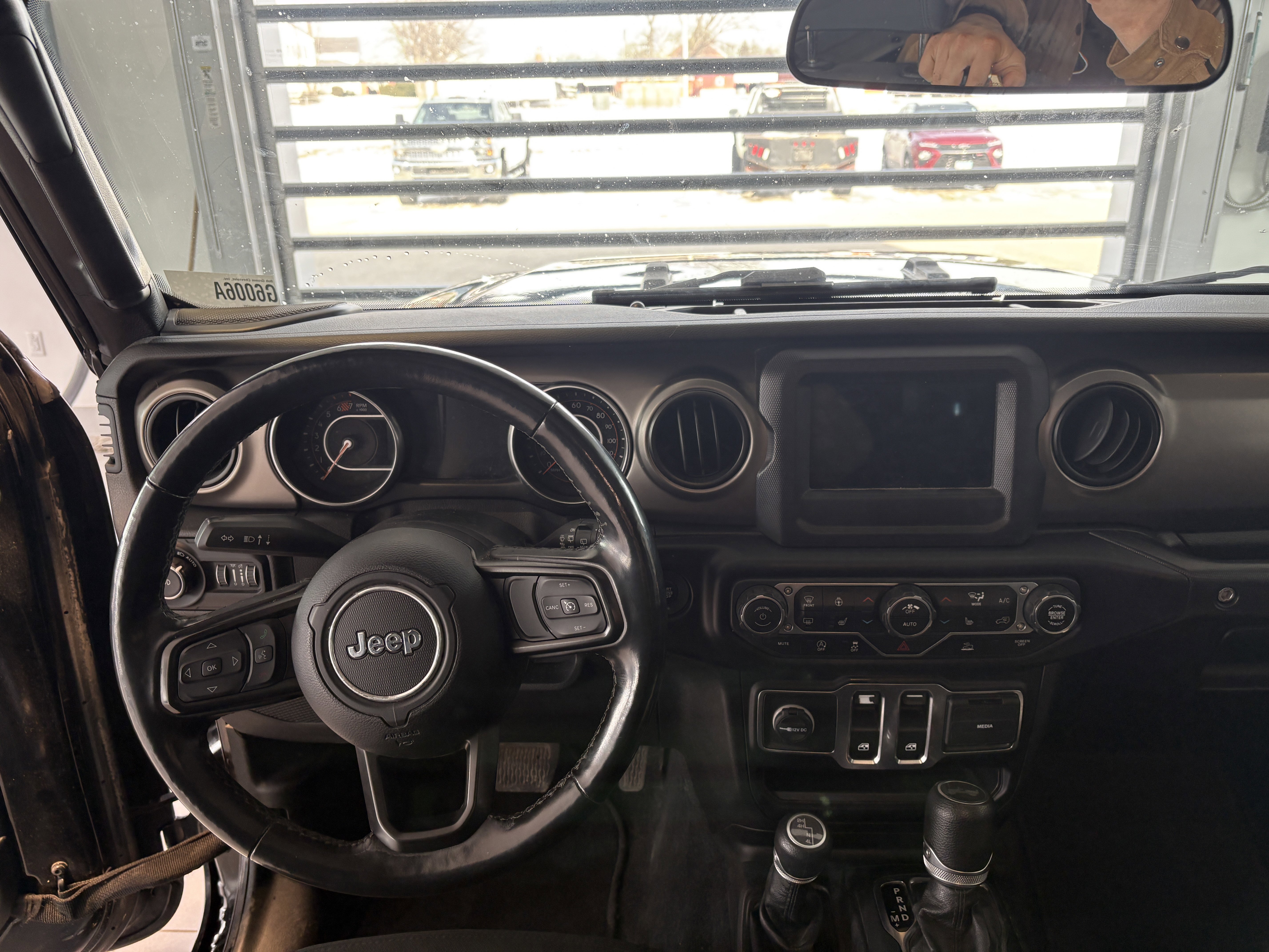 Used 2021 Jeep Wrangler Sport S image 10