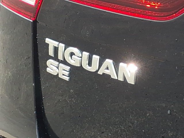 Certified 2021 Volkswagen Tiguan SE R-Line AWD/4WD image 8