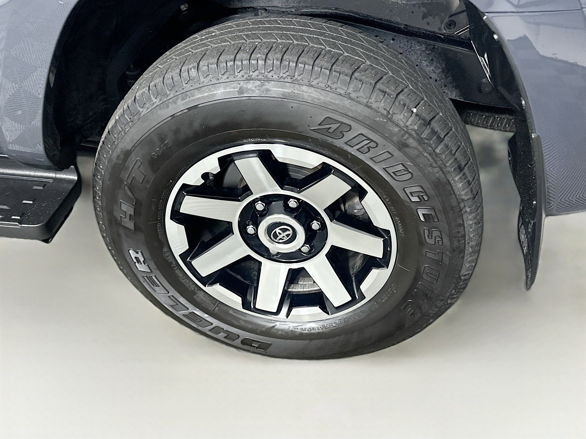 Used 2024 Toyota 4Runner TRD Off-Road Premium AWD/4WD image 11