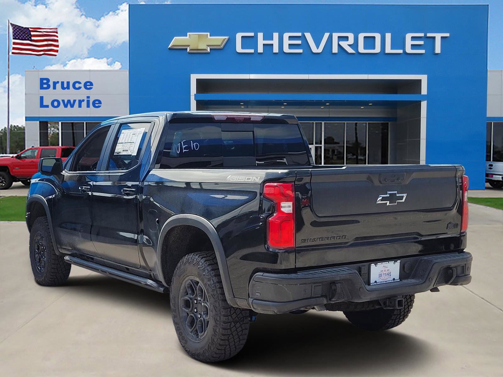 New 2026 Chevrolet Silverado 1500 ZR2 w/ ZR2 Bison Edition AWD/4WD image 3
