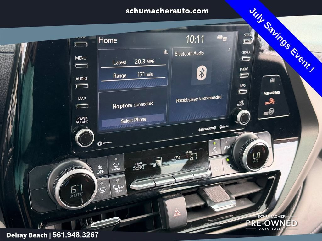 Used 2021 Toyota Highlander LE FWD image 19