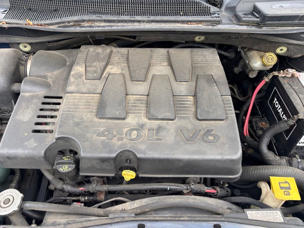 Used 2010 Dodge Grand Caravan SXT FWD image 33