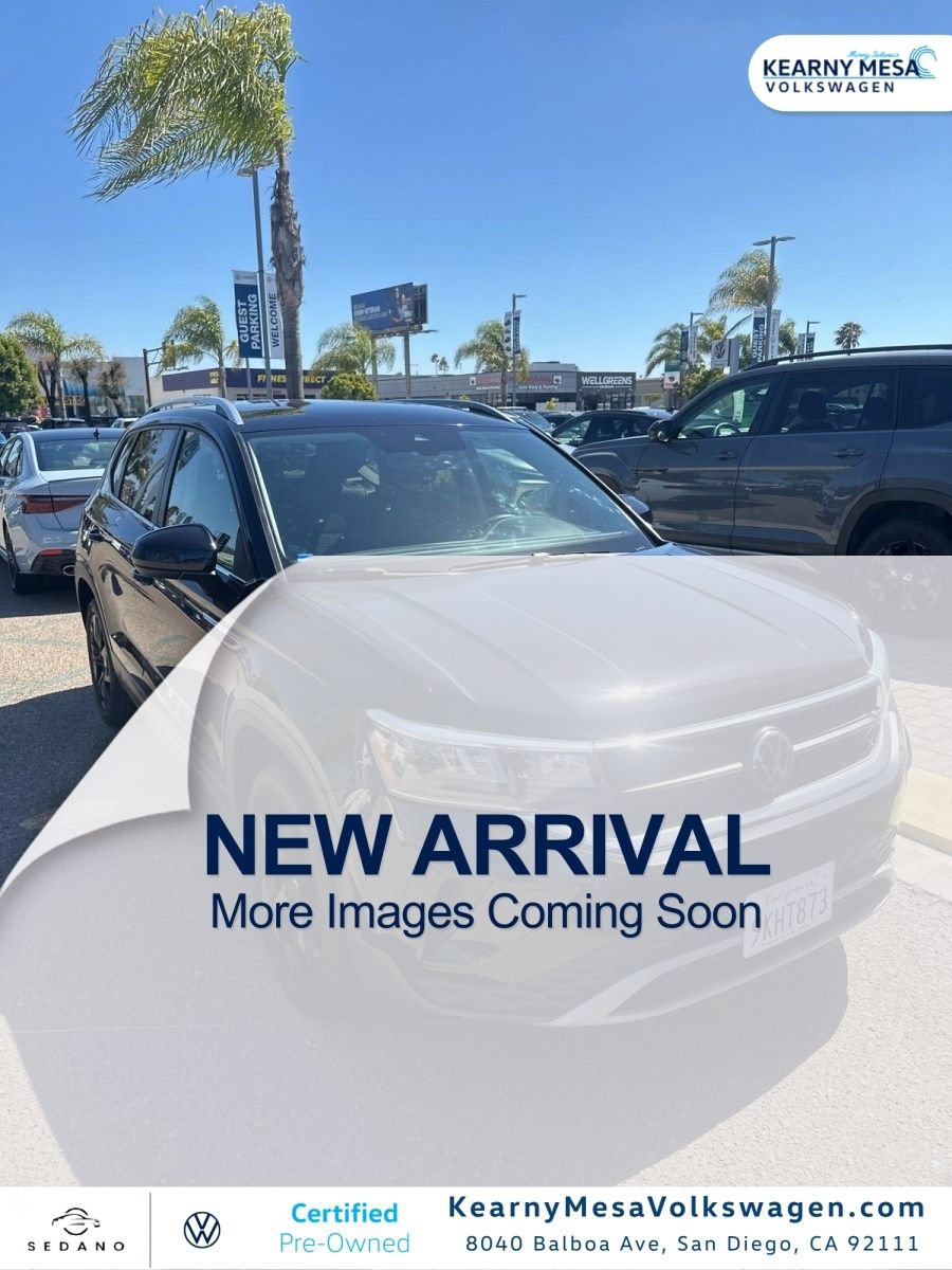 Used 2024 Volkswagen Taos SE FWD image 1