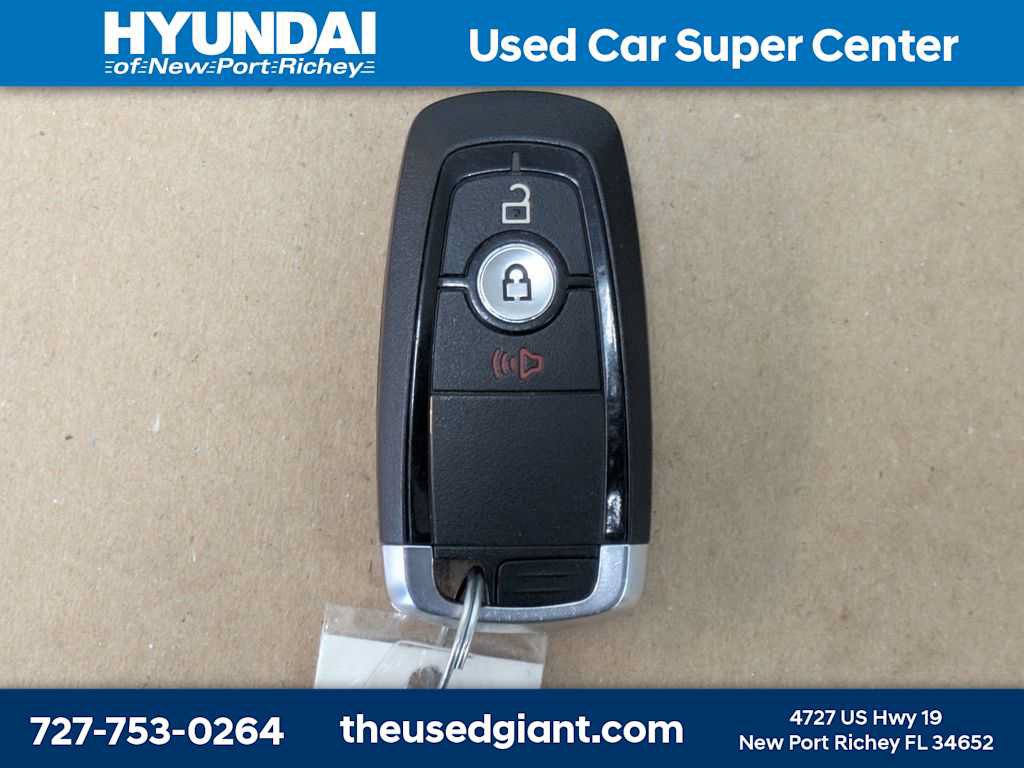 Used 2020 Ford Edge SEL FWD image 39