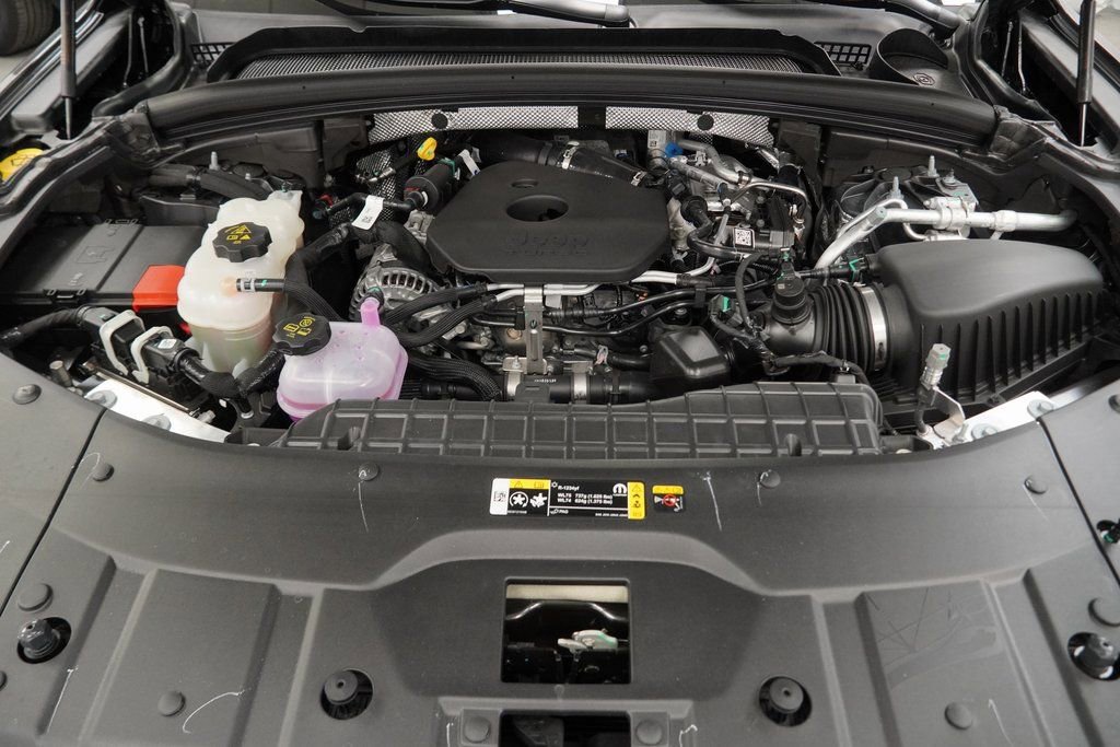 New 2026 Jeep Grand Cherokee Altitude image 36