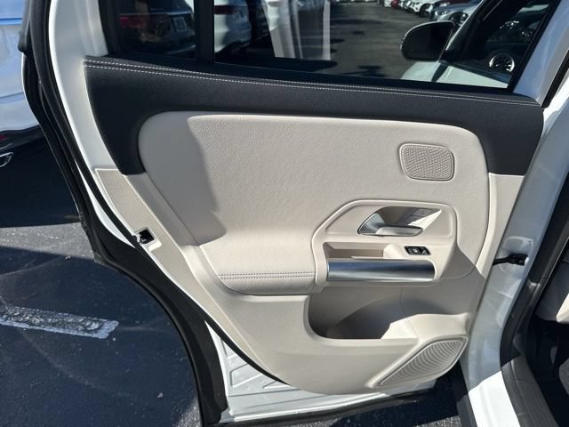 Used 2025 Mercedes-Benz GLA 250 4MATIC image 24