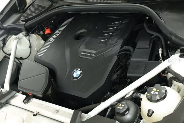 Used 2024 BMW X3 xDrive30i AWD/4WD image 9