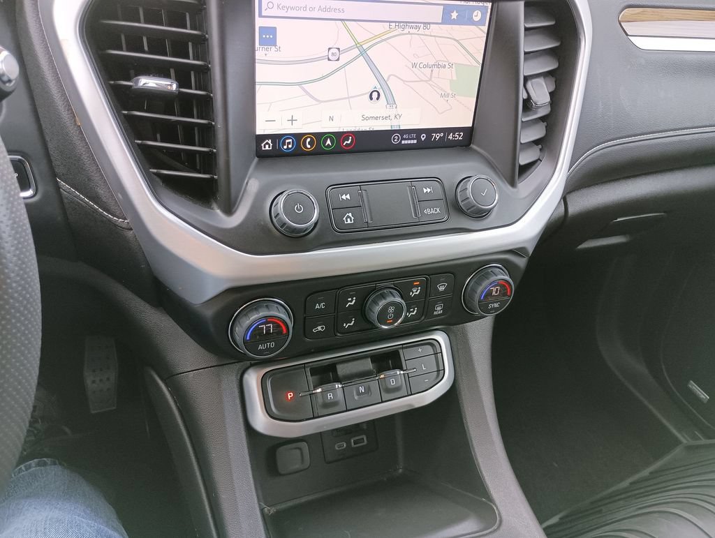 Used 2023 GMC Acadia SLE w/ Driver Convenience Package FWD image 24