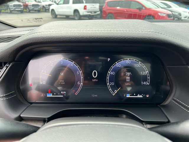 New 2026 Jeep Grand Cherokee Limited AWD/4WD image 14