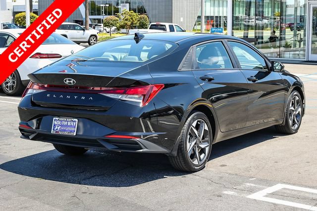 Certified 2023 Hyundai Elantra SEL w/ Convenience Package FWD image 6