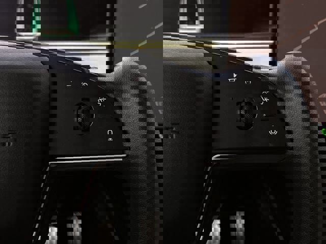 Used 2023 Tesla Model X Plaid image 15