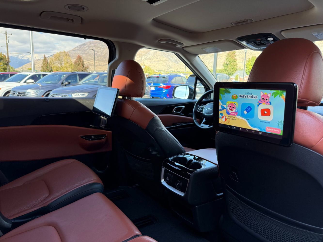 Used 2024 Kia Carnival SX Prestige image 20