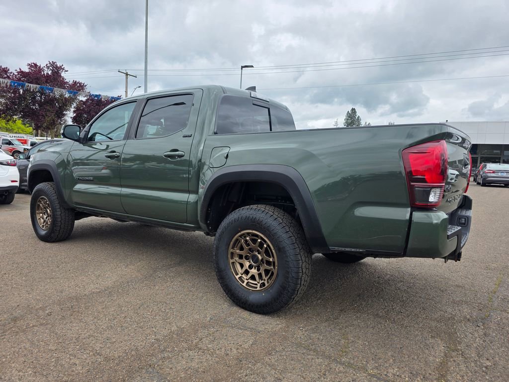 Used 2022 Toyota Tacoma SR5 w/ Trail Edition AWD/4WD image 33