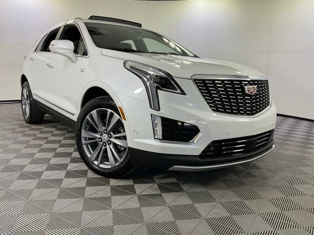 Used 2025 Cadillac XT5 Premium Luxury w/ Technology Package AWD/4WD image 41