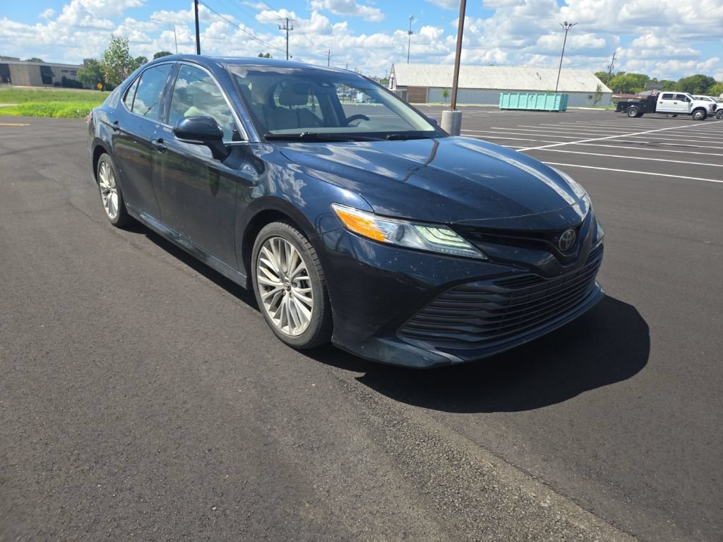 Used 2020 Toyota Camry XLE FWD image 15