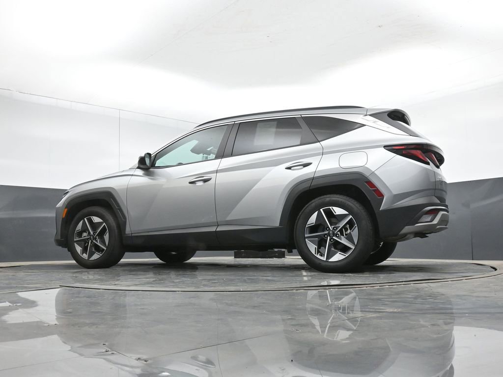 Used 2025 Hyundai Tucson SEL FWD image 42