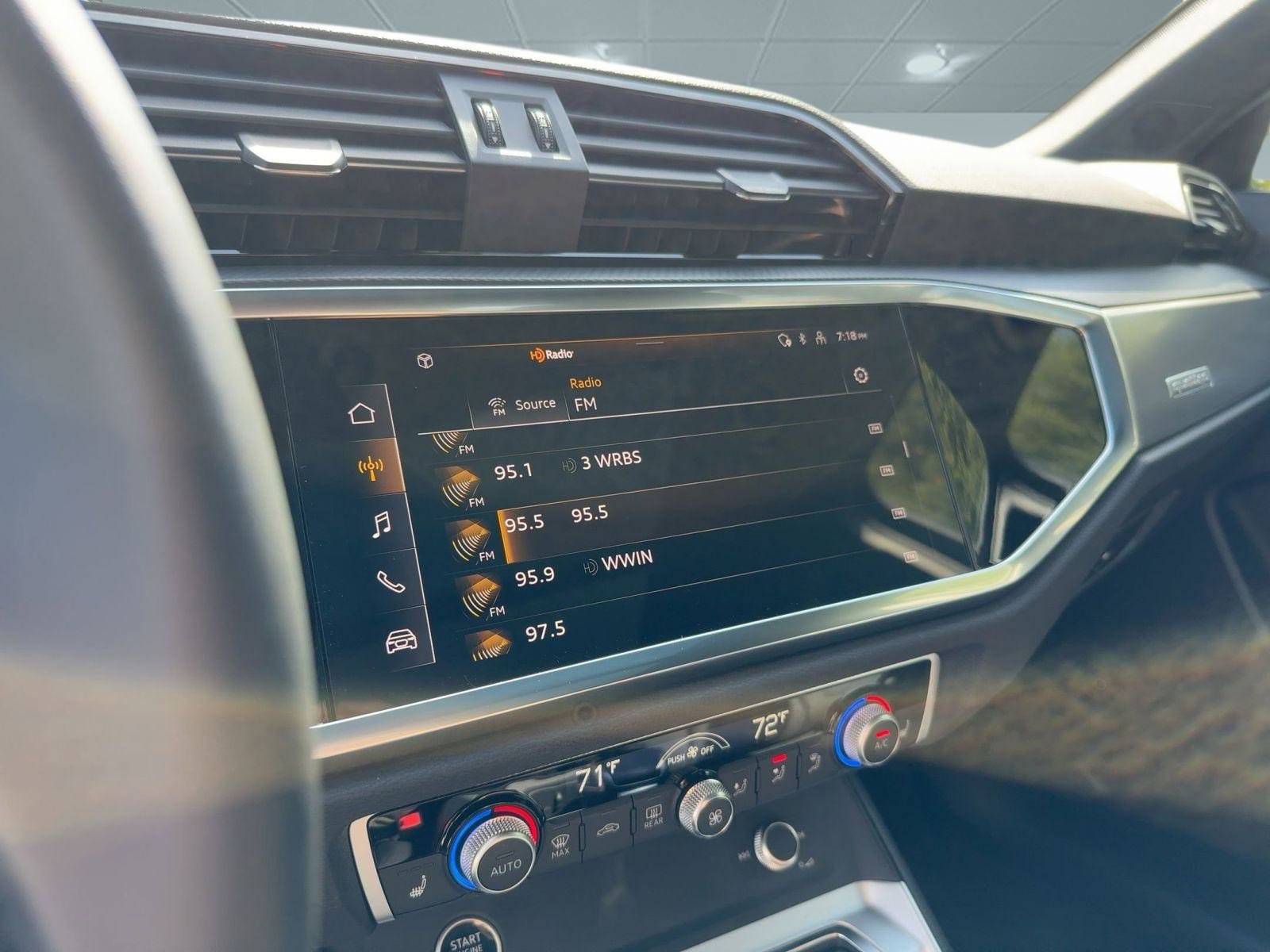 New 2025 Audi Q3 2.0T Premium image 23