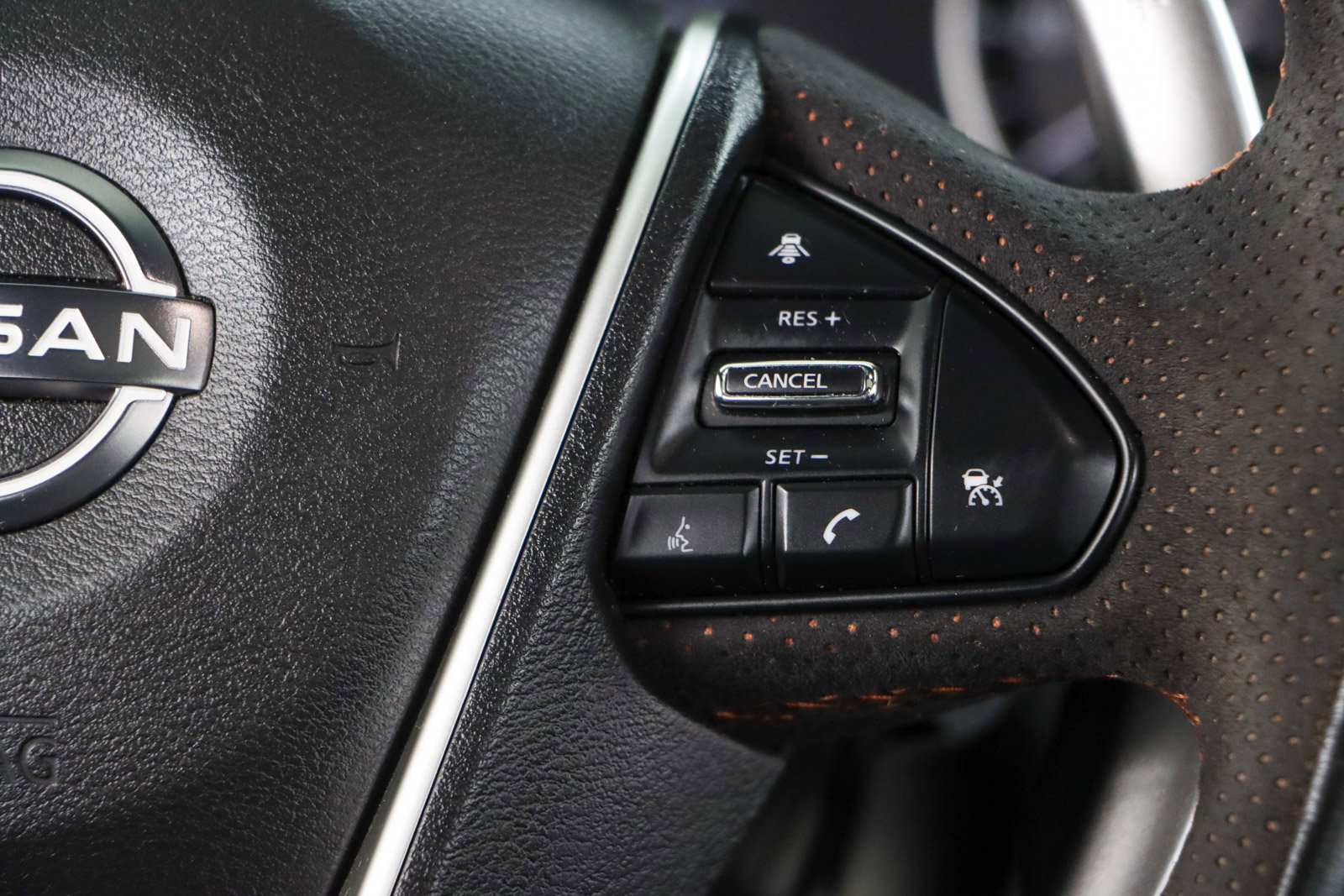 Used 2023 Nissan Maxima SR w/ Sport Mat Group FWD image 14