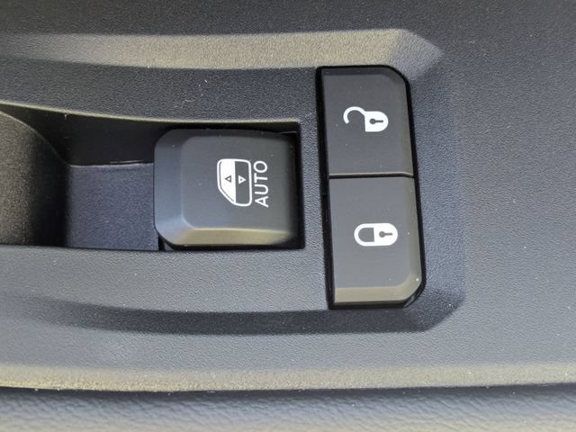 New 2026 Jeep Grand Cherokee Laredo RWD image 30