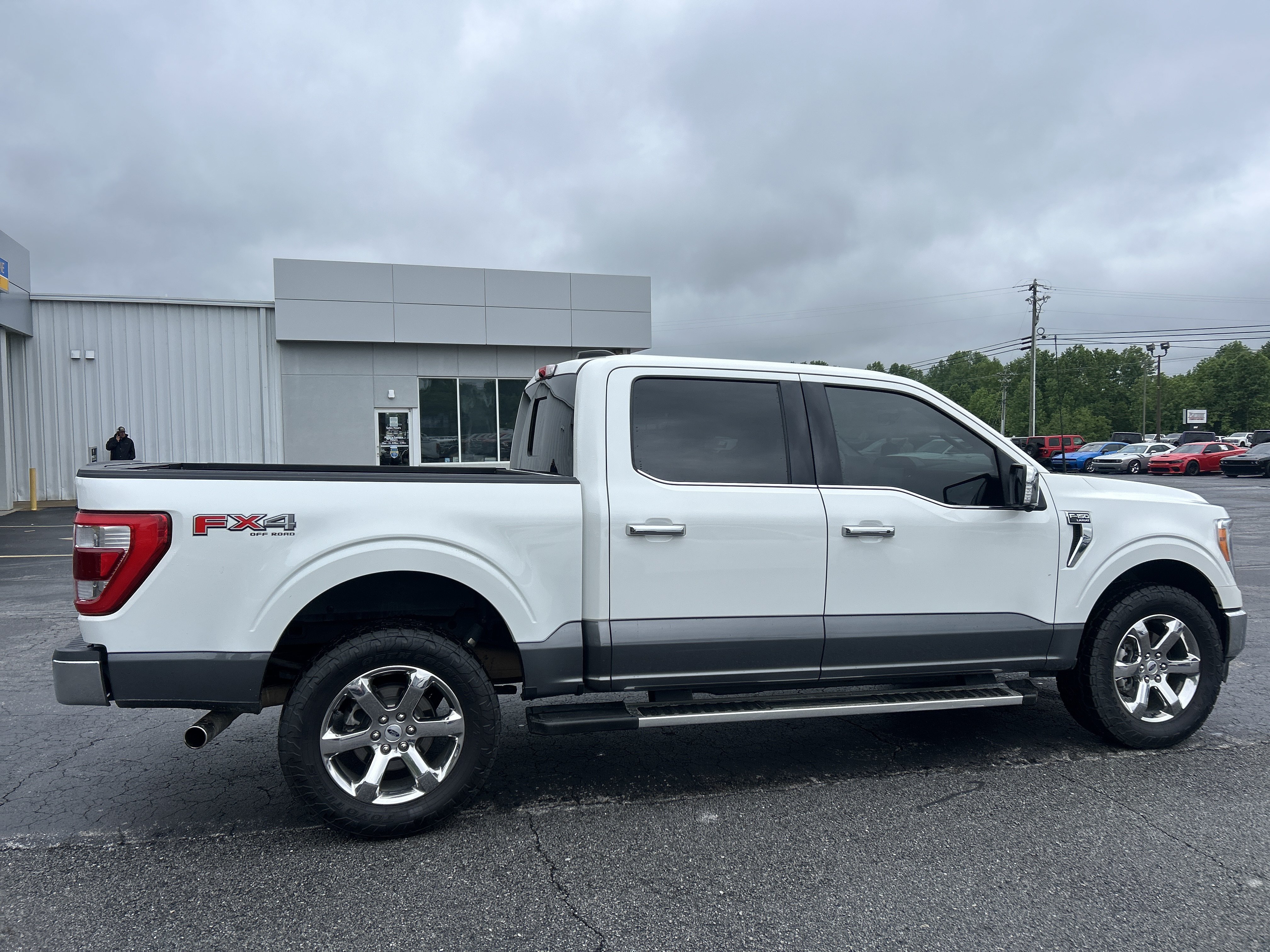 Used 2023 Ford F150 Lariat w/ Trailer Tow Package AWD/4WD image 7