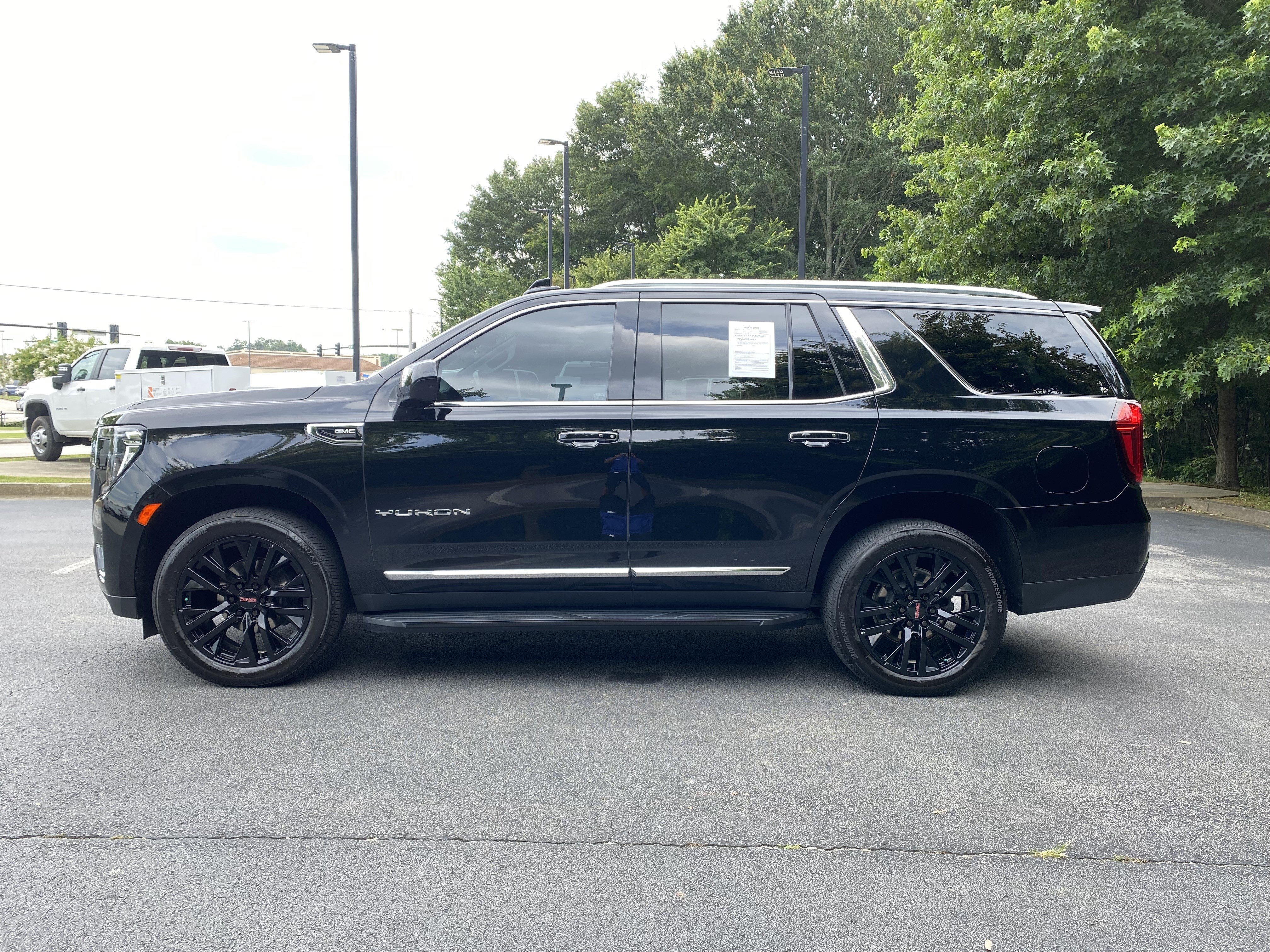 Used 2022 GMC Yukon SLT RWD image 6