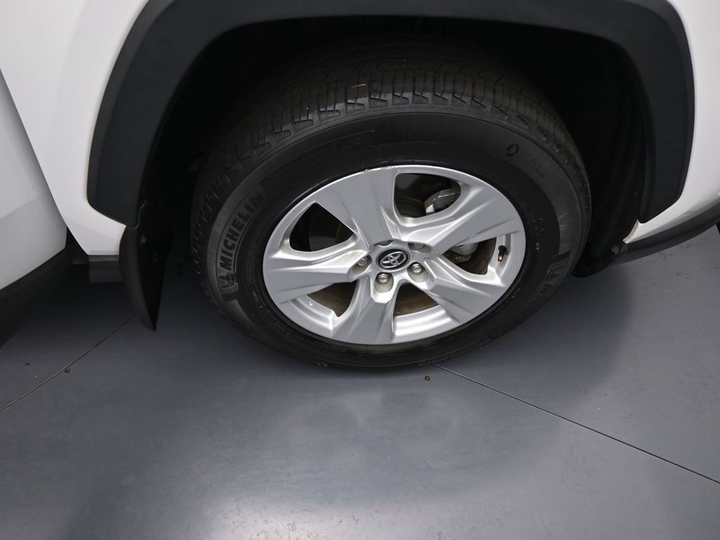 Used 2021 Toyota RAV4 XLE image 34