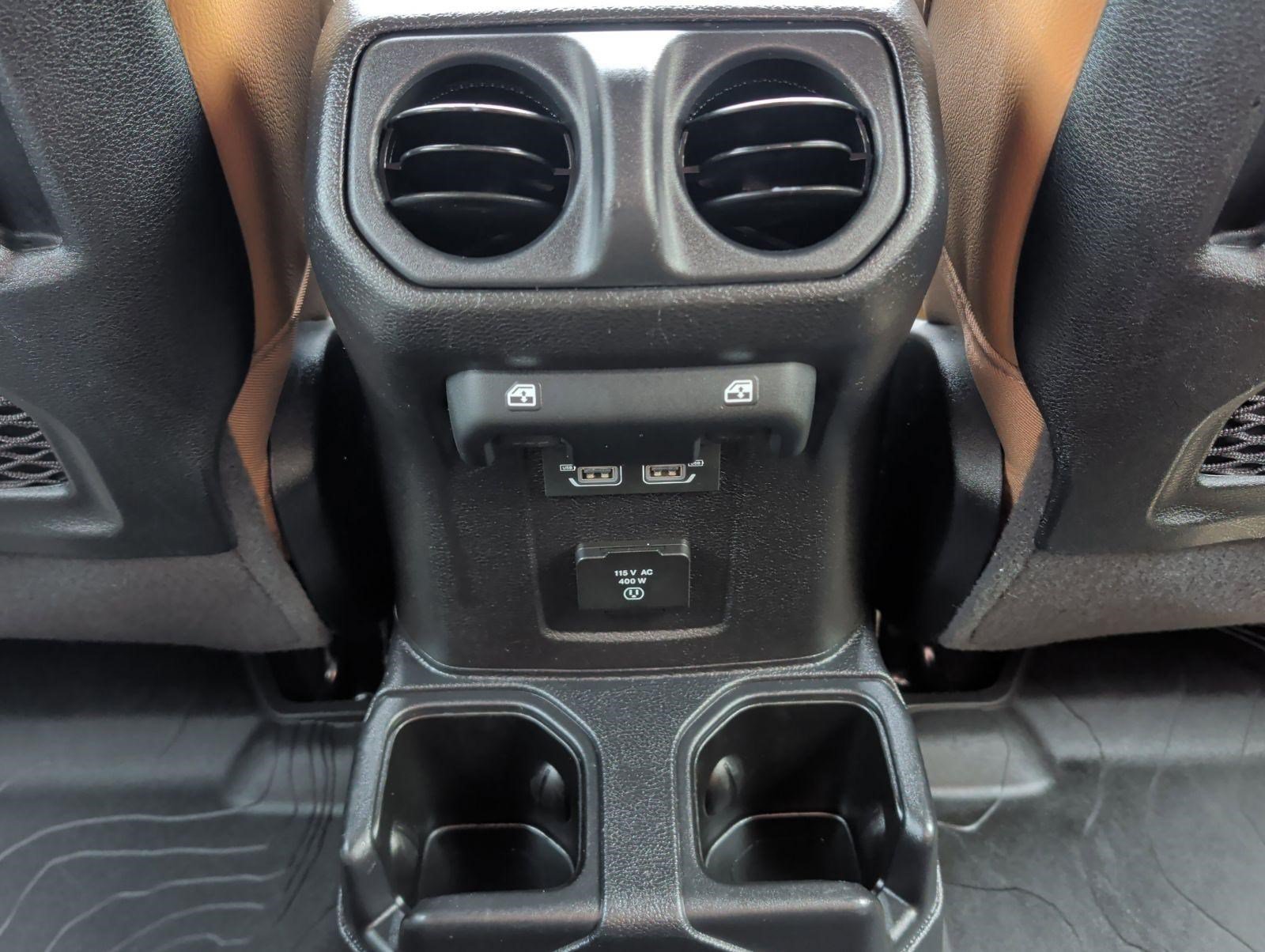 Used 2021 Jeep Gladiator Rubicon AWD/4WD image 23