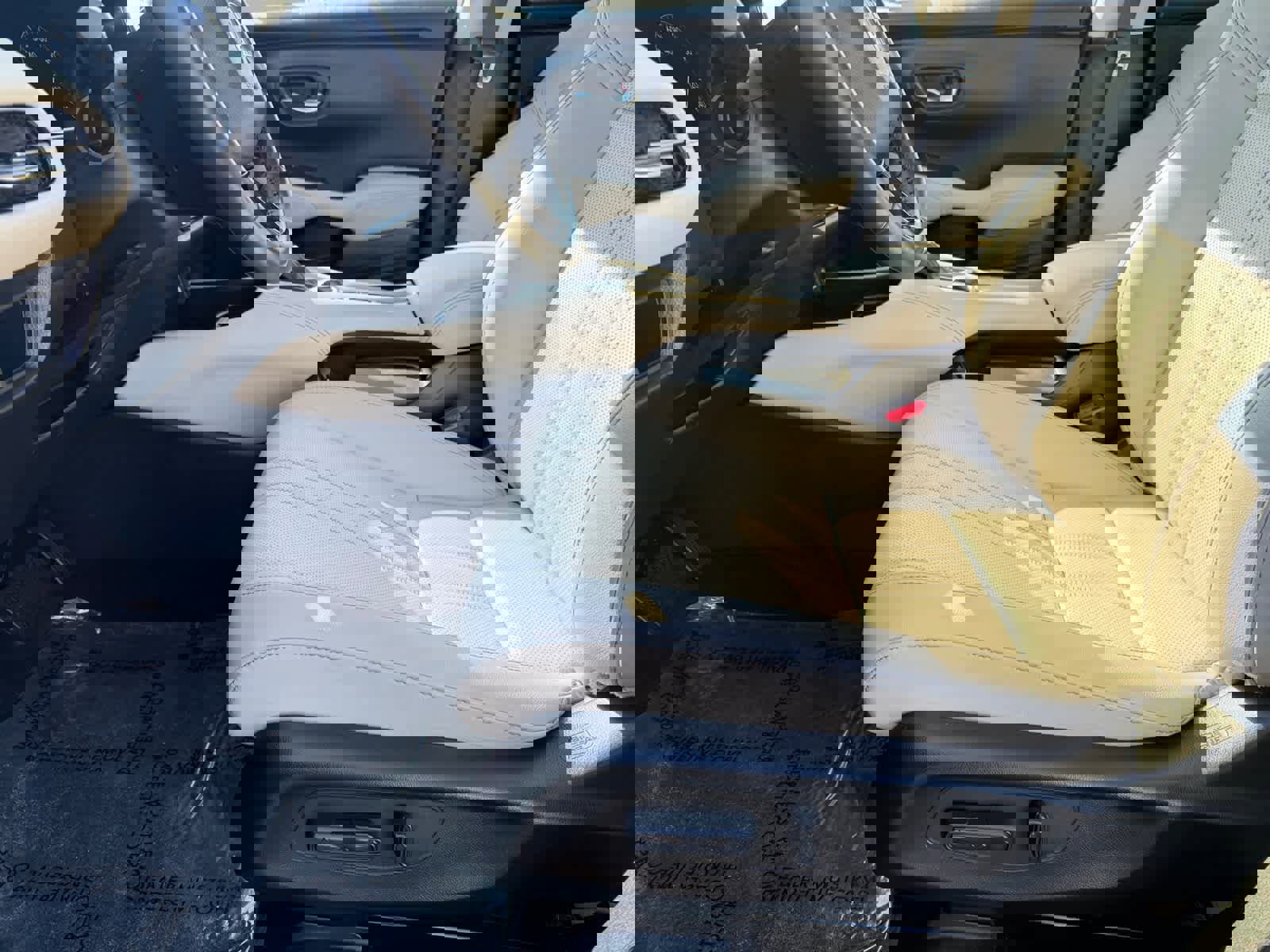 Used 2023 Honda HR-V EX-L image 7