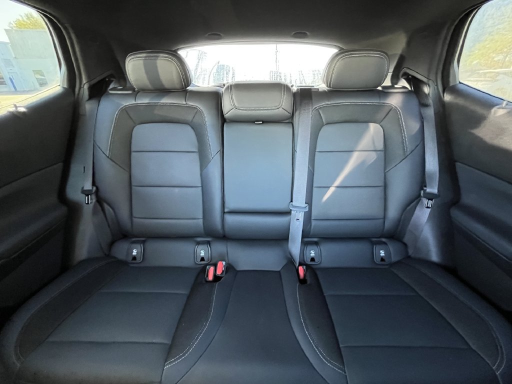 Certified 2024 Chevrolet Equinox EV LT w/ LPO, Trailering Package FWD image 12