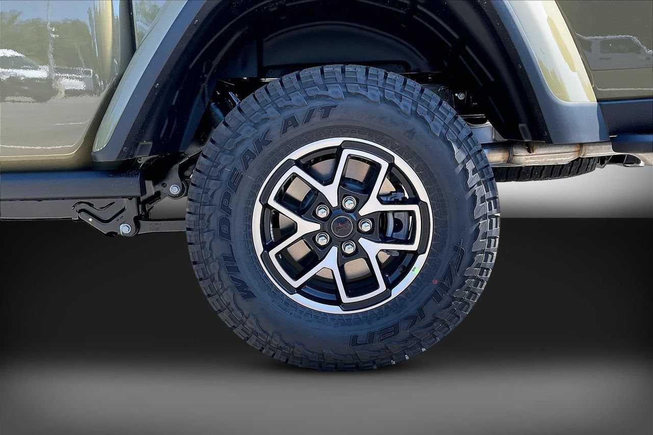 New 2026 Jeep Gladiator Rubicon AWD/4WD image 33