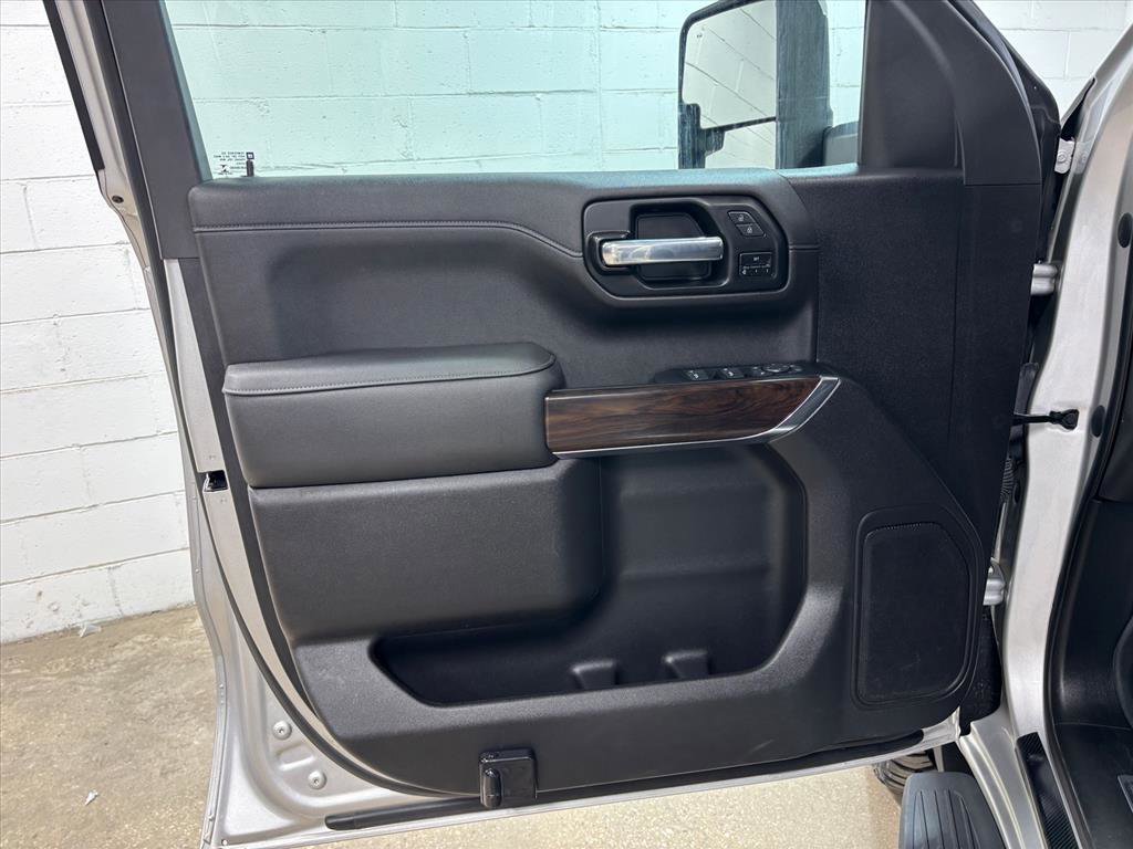 Used 2022 GMC Sierra 1500 SLT w/ SLT Premium Package image 23