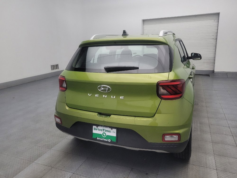 Used 2021 Hyundai Venue SEL image 7