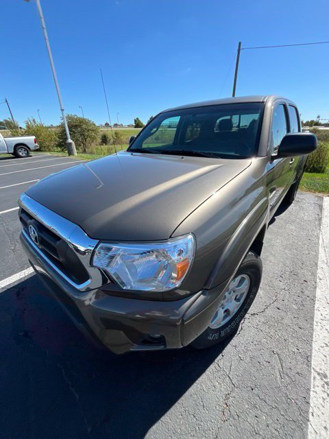 Used 2014 Toyota Tacoma 4x4 Double Cab w/ TRD Off-Road Package image 4