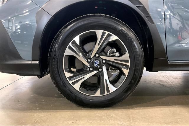 Used 2025 Subaru Crosstrek 2.5i Limited AWD/4WD image 9