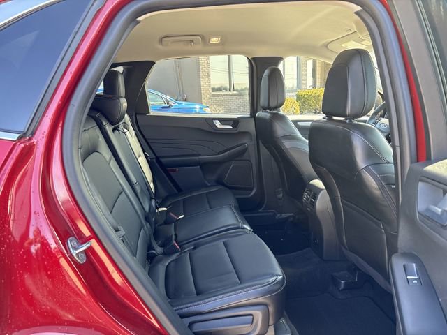 Certified 2023 Ford Escape Platinum w/ Class II Trailer Tow Package AWD/4WD image 26