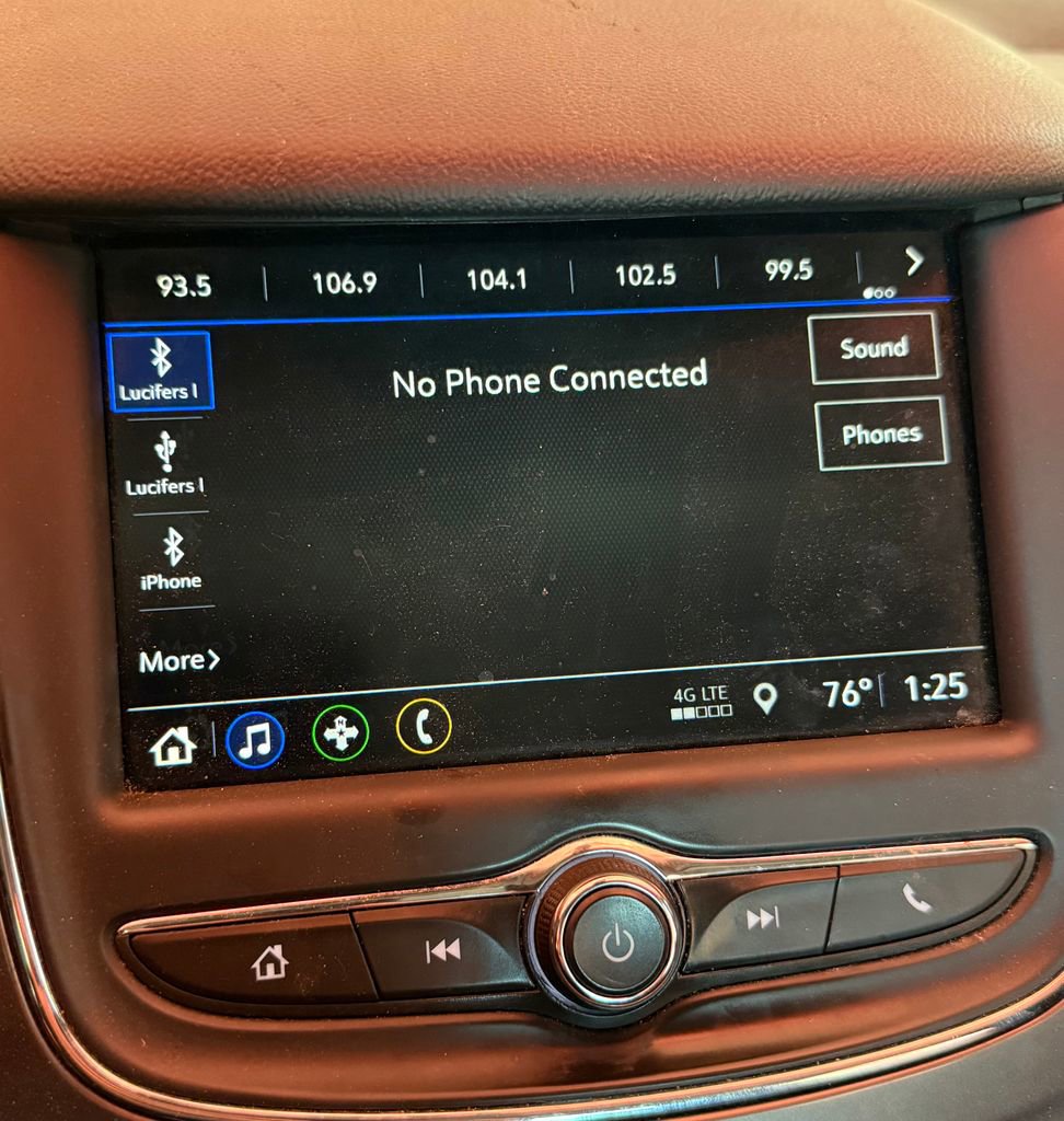 Used 2019 Chevrolet Cruze LT FWD image 10