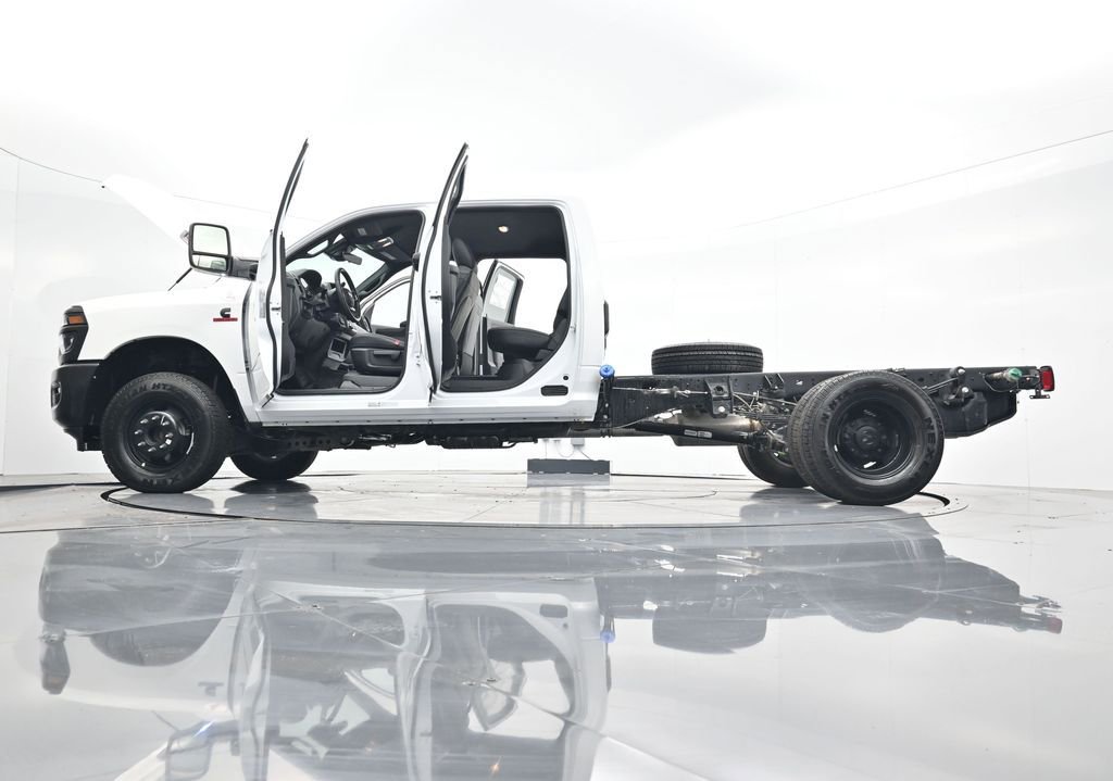 New 2026 RAM 3500 Tradesman image 46