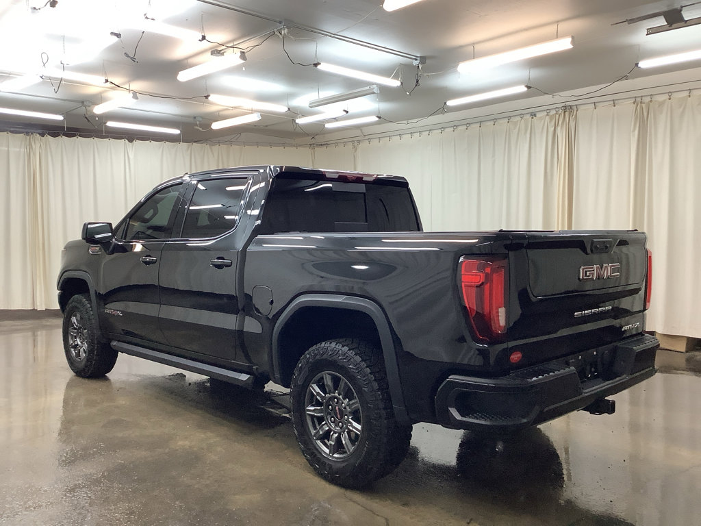 Used 2025 GMC Sierra 1500 AT4X image 10