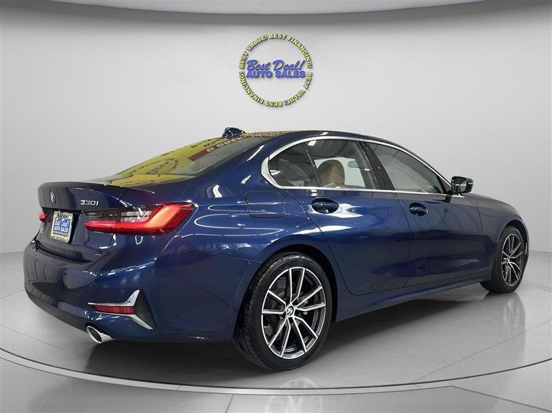 Used 2019 BMW 330i xDrive Sedan w/ Convenience Package AWD/4WD image 5