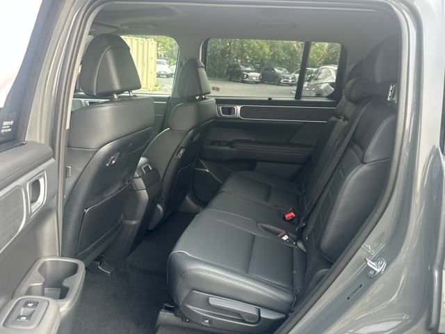 New 2026 Hyundai Santa Fe Limited image 15