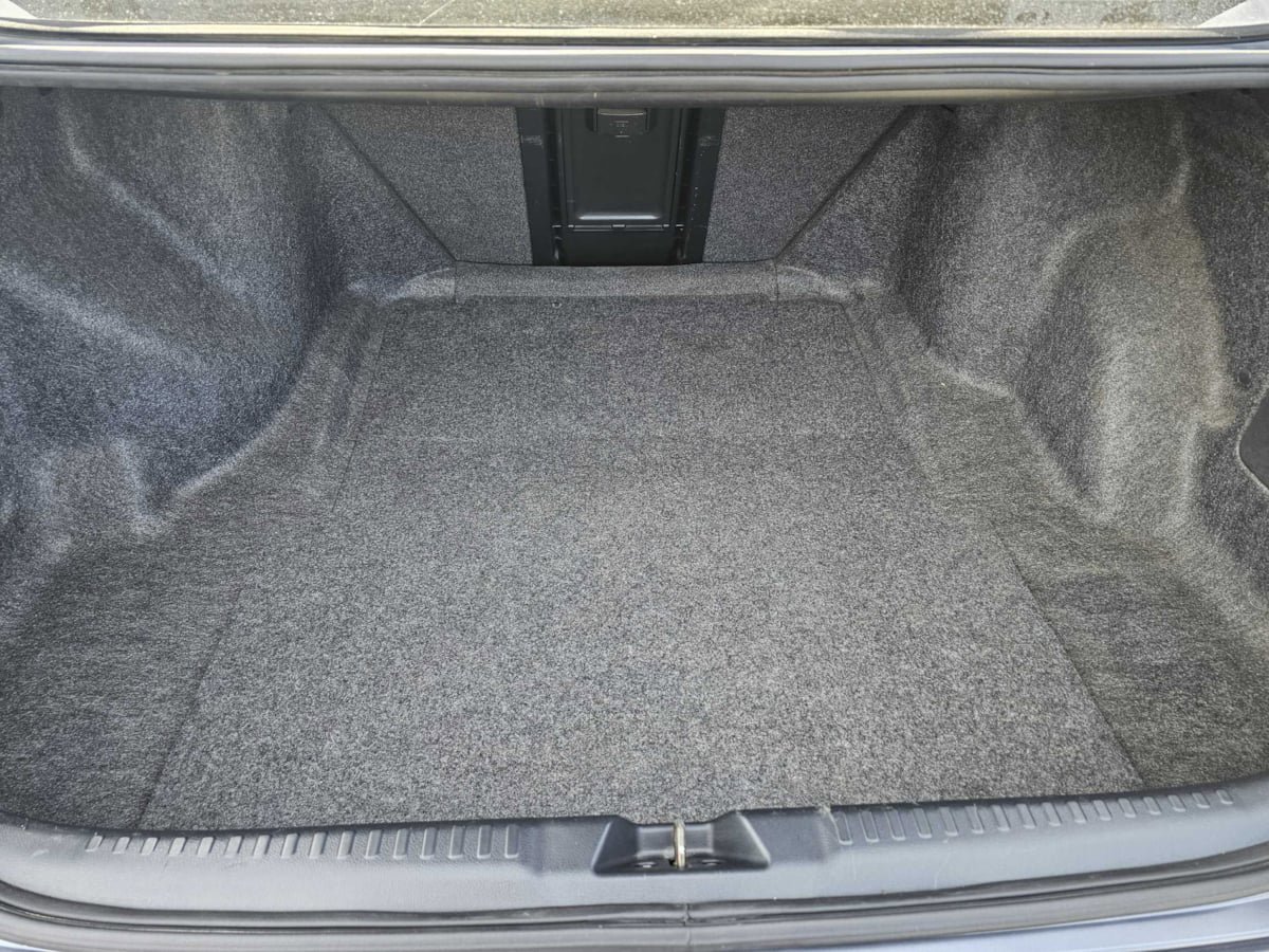 Used 2004 Honda Accord LX image 21