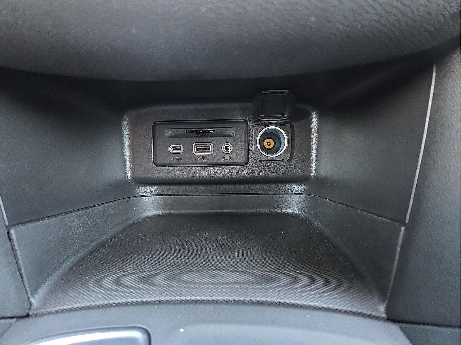 Used 2024 Chevrolet Equinox LT image 20