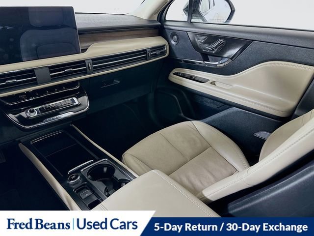 Certified 2025 Lincoln Corsair Reserve w/ Equipment Group 202A image 27