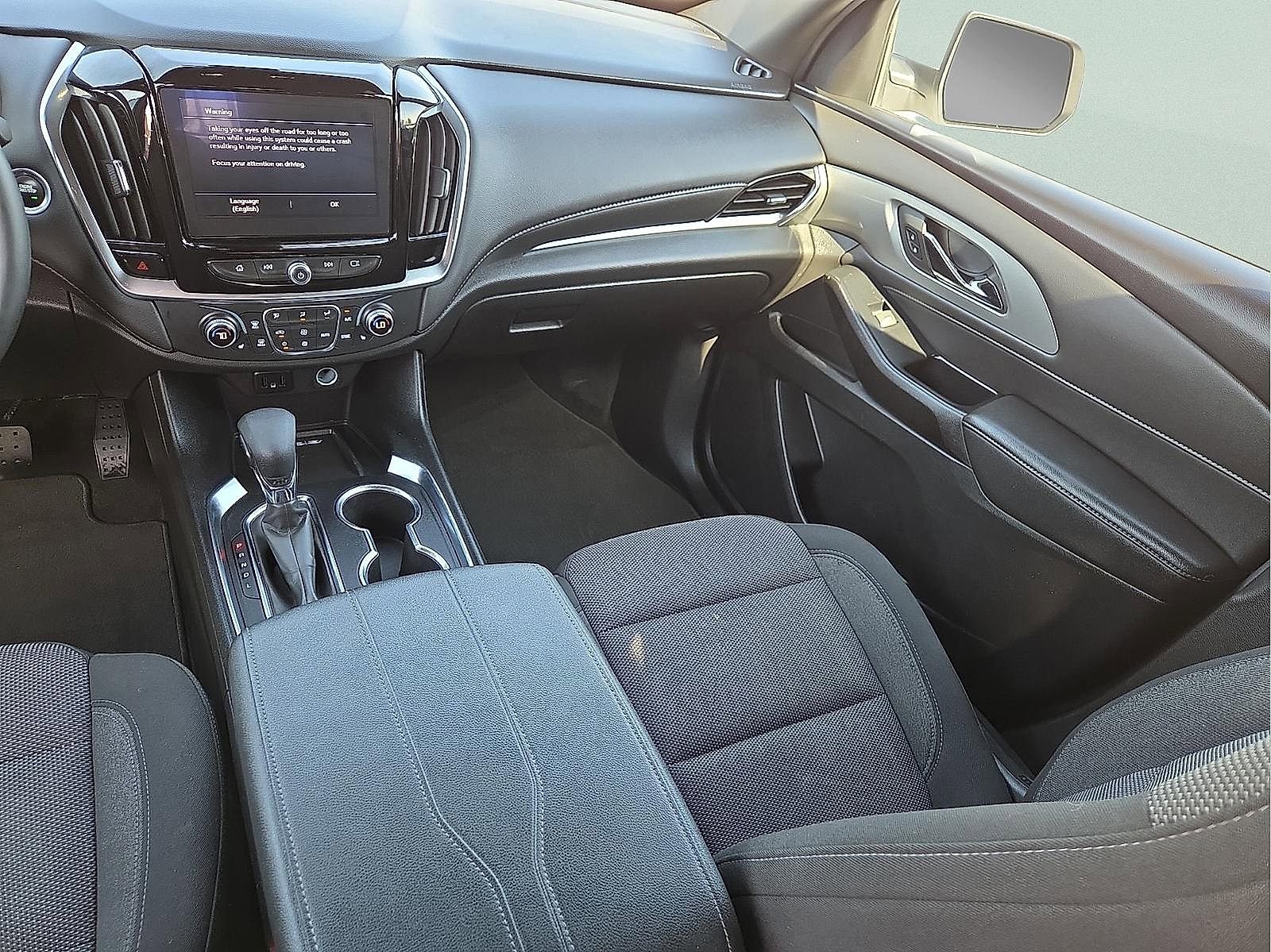 Used 2023 Chevrolet Traverse LT AWD/4WD image 13